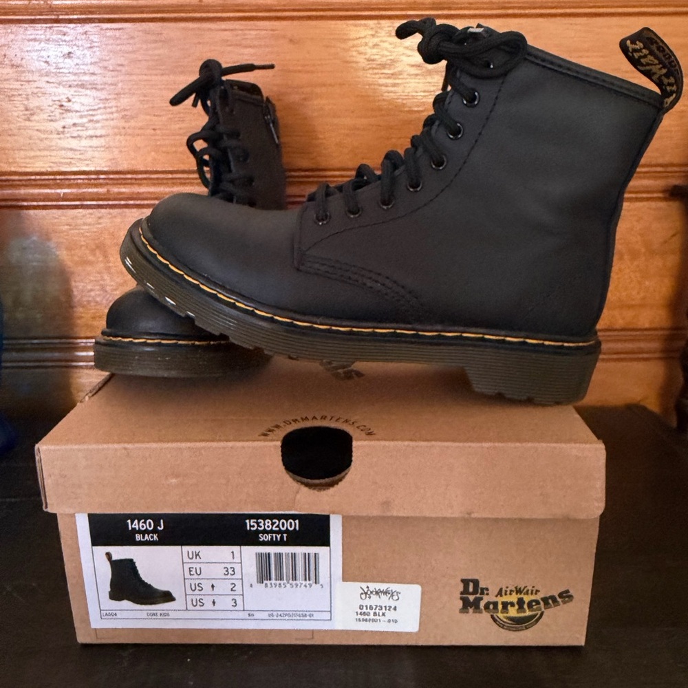 Dr. Martens Kids Black Lace-Up Boots